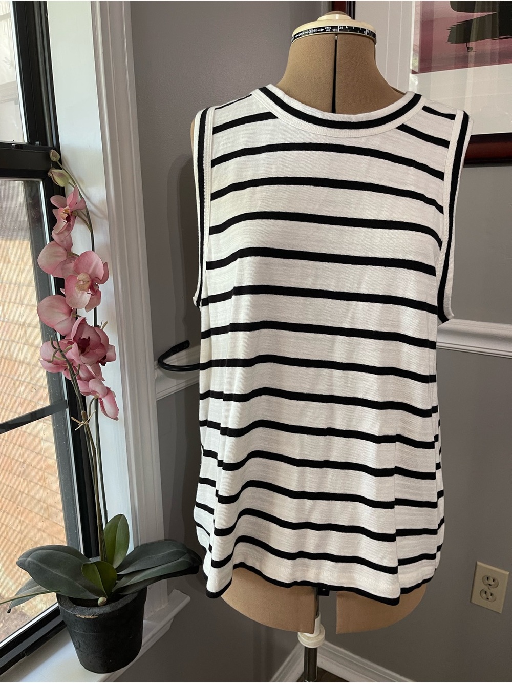 LOFT NWT Black and White Striped Sleeveless Top